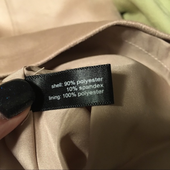 NWT light pink faux suede skirt - Picture 4 of 5